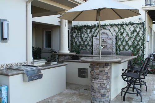 © Scott Cohen Decorative Concrete BBQ Beverage Center Grill    Embeds Outdoor Sink outdoor bar Bar seating Patio Outdoor Rooms 1