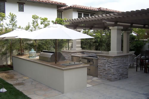 © Scott Cohen Stonework Decorative Concrete BBQ Beverage Center    Pergola Grill Embeds Outdoor Sink 1